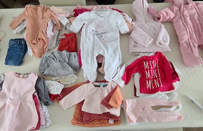 47 vêtements 3 mois - photo numéro 4