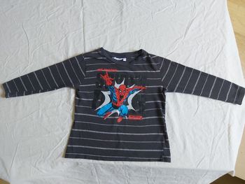 Tshirt Spiderman manche longue 4 ans