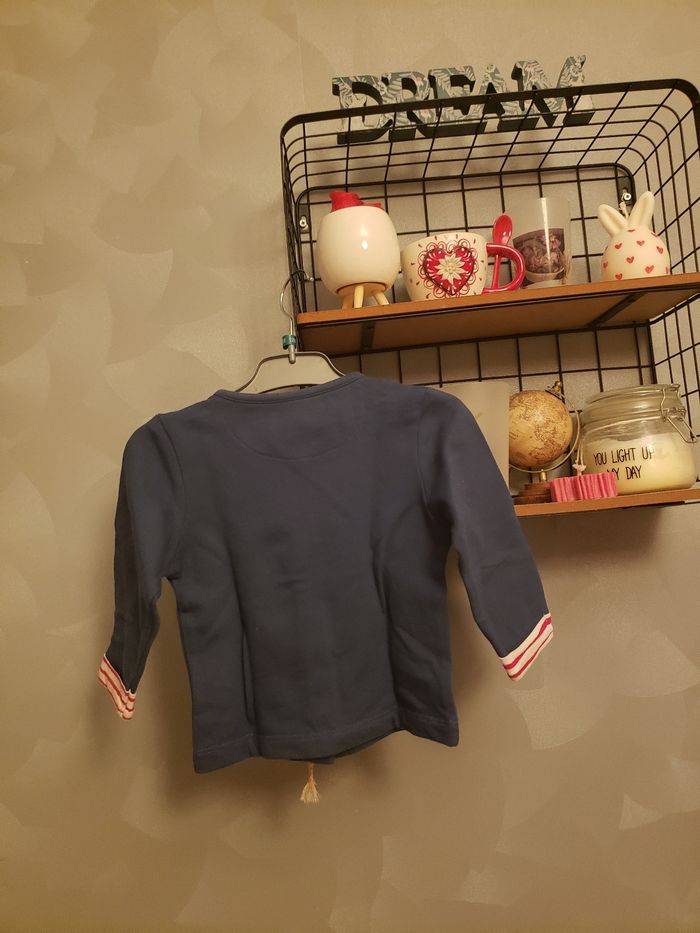 Veste 🎀 Disney baby 12 mois 3€ - photo numéro 4