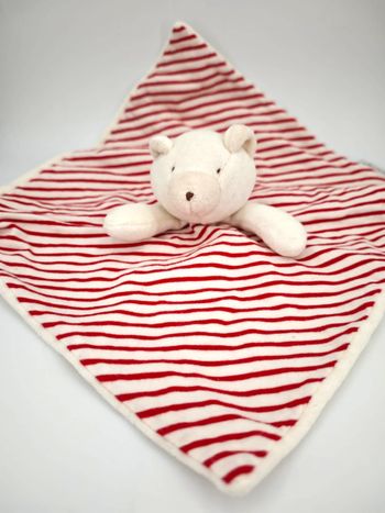 Doudou Plat Ours Blanc Rouge Linvosges