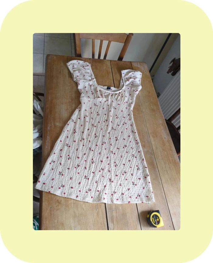 Robe XS kiabi - photo numéro 2