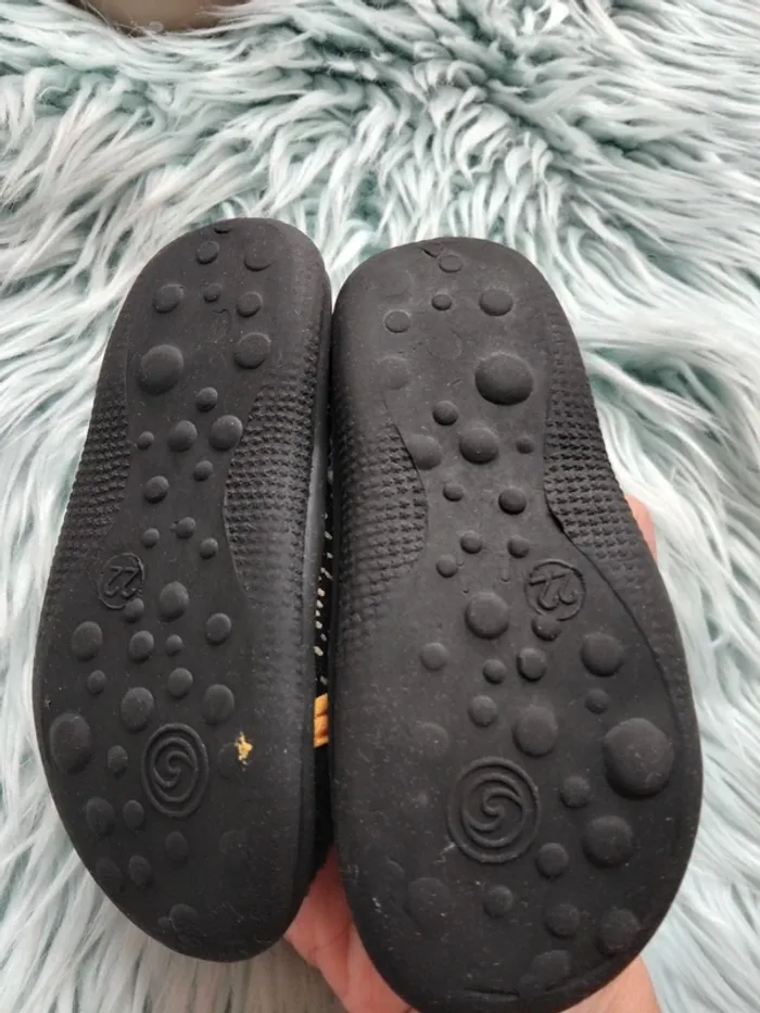 🕶 chaussons garçon taille 22 batman - photo numéro 2