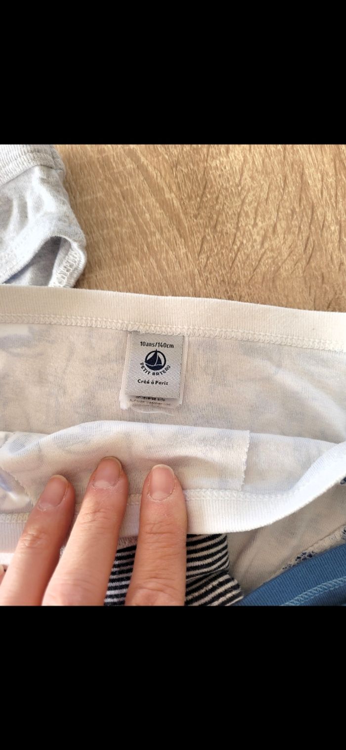 Lot slips petit bateau 10 ans - photo numéro 3