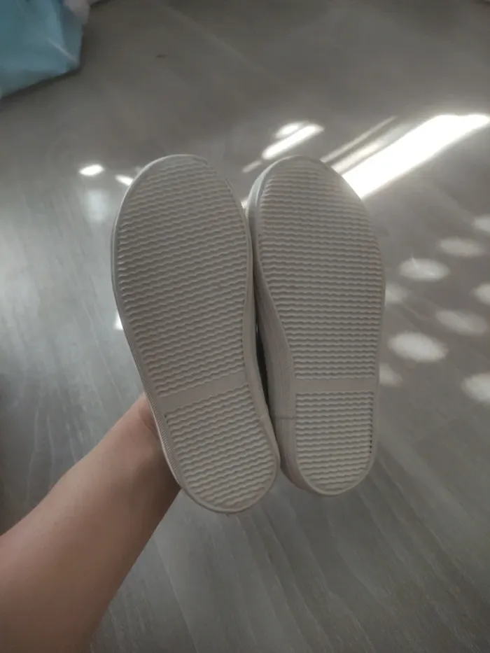 Chaussures tennis du pareil au même neuve taille 29 - photo numéro 3