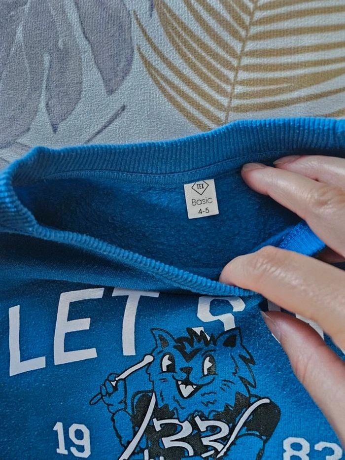 Sweat 4-5 ans - photo numéro 3