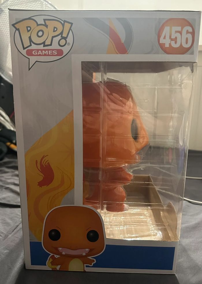 Funko Pop Jumbo Pokémon - Salamèche 400 - photo numéro 3