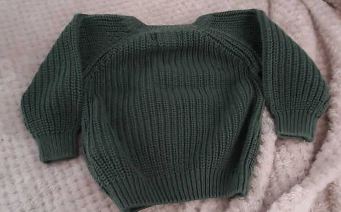 Pull en laine primark 0-3 mois 62cm - photo numéro 2