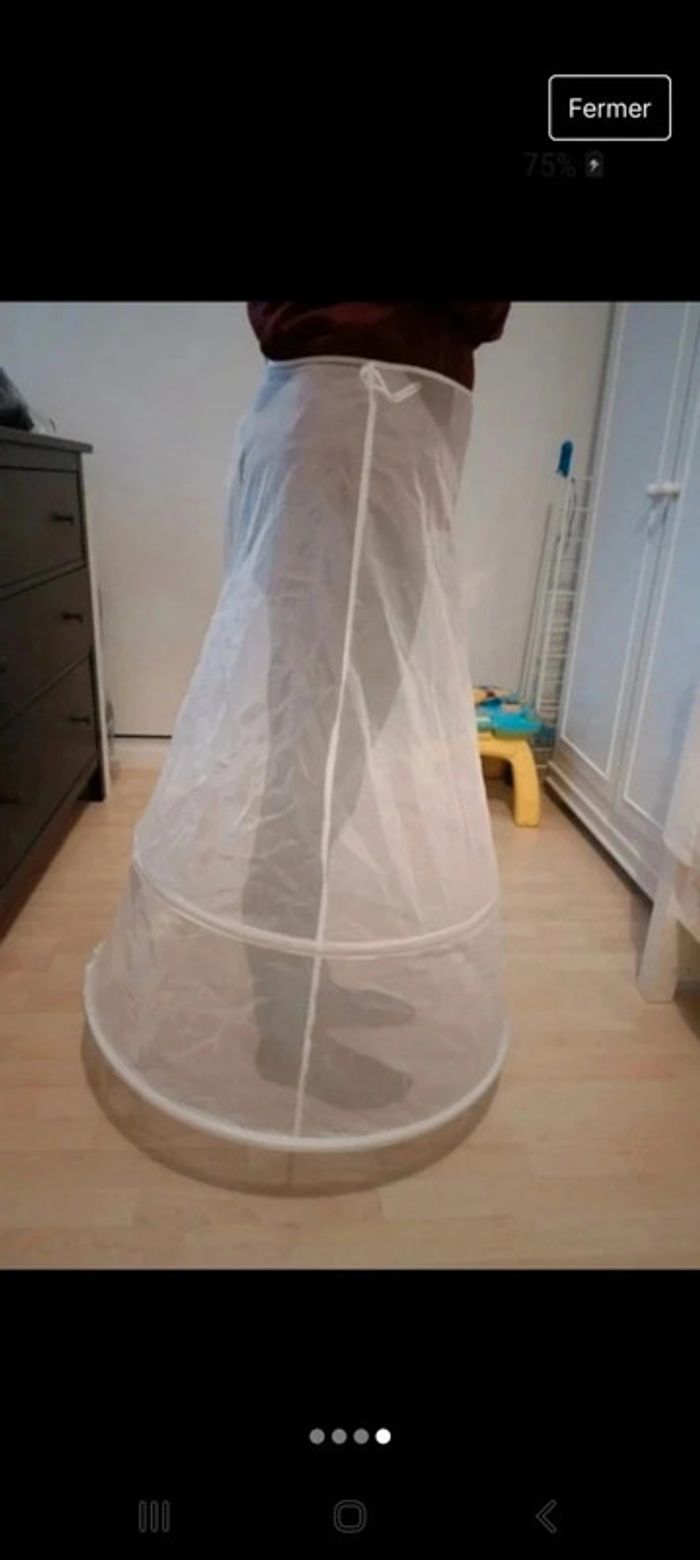 Jupon robe de mariée - photo numéro 4