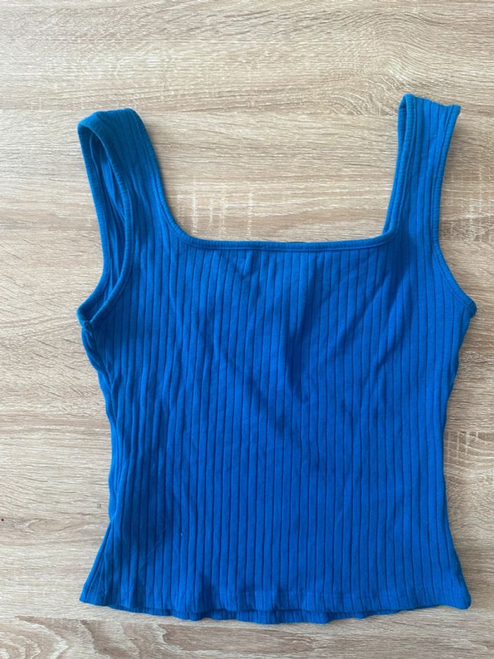 Débardeur bleu - photo numéro 4