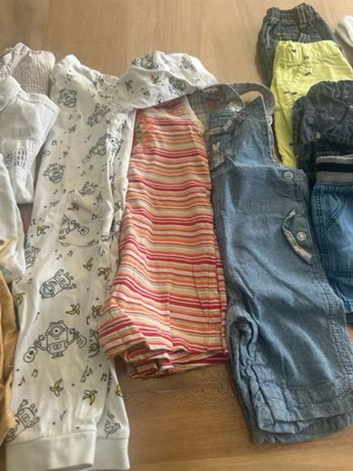 Lot de vêtements - photo numéro 4