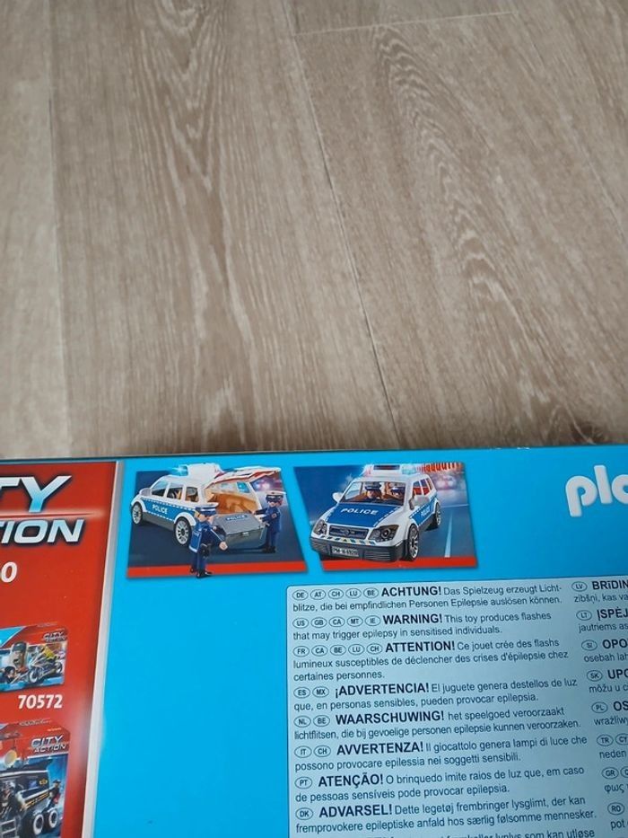 Jouet neuf voiture de police playmobil - photo numéro 2
