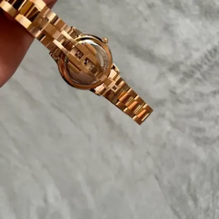 Montre homme Daniel Wellington gold cadran noir - photo numéro 4