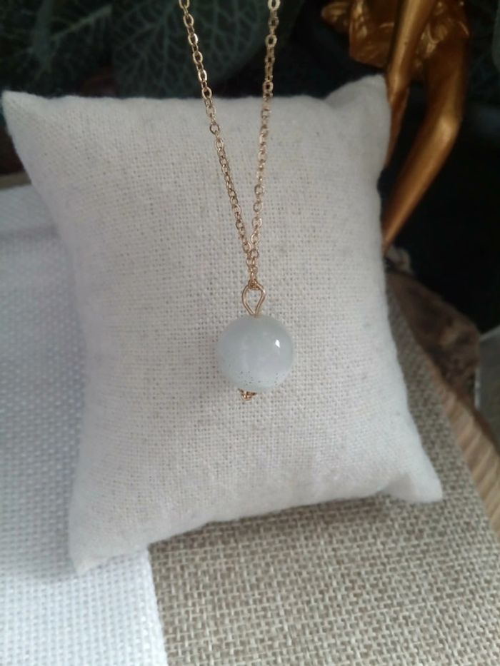 Collier pierre de sélénite naturelle