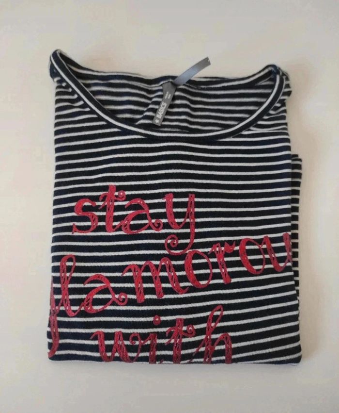 5 € Tee-shirt manches longues à rayures 8 ans