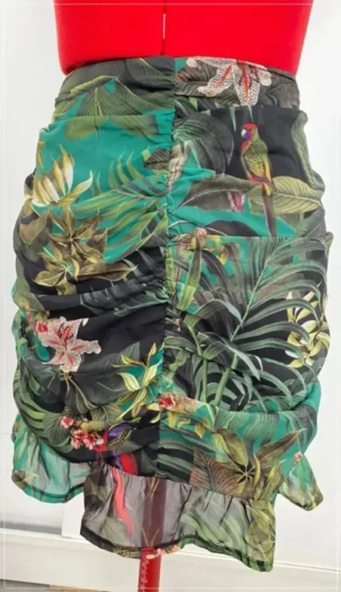 Minijupe jungle froncée verte Kiabi