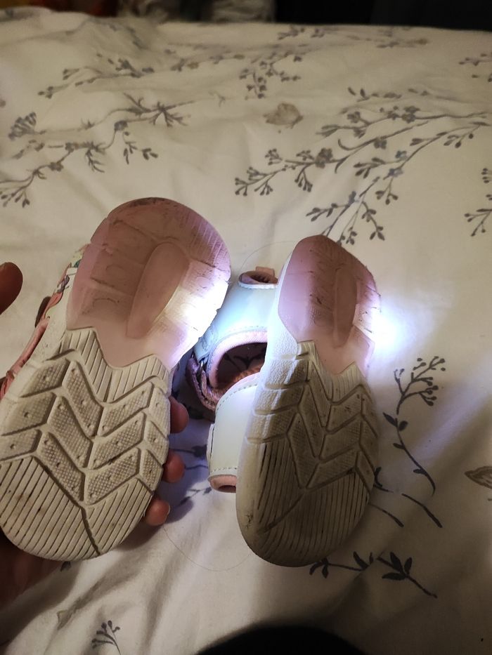 Lot de chaussures fille - photo numéro 3