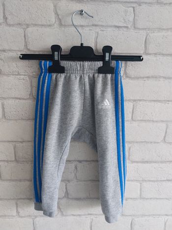 Pantalon de jogging Adidas taille 9 - 12 mois