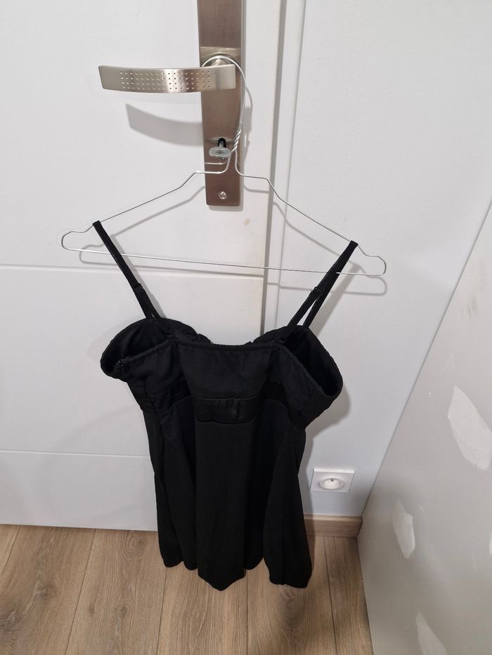 Robe noire - photo numéro 2