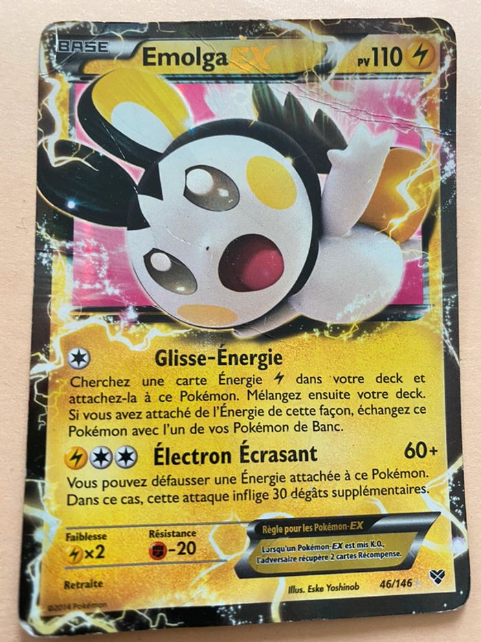 Carte Pokémon rare Emolga EX 110PV holo 46/146