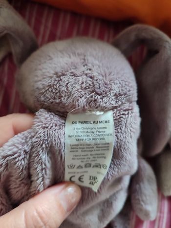 Doudou lapin dpam 33 cm