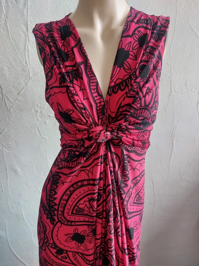 Robe mi-longue à motifs - photo numéro 2