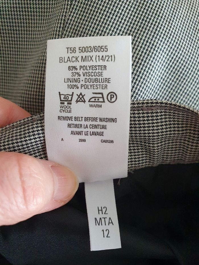 Jupe dtoite pied de poule Marks & Spencer taille 38 - photo numéro 6