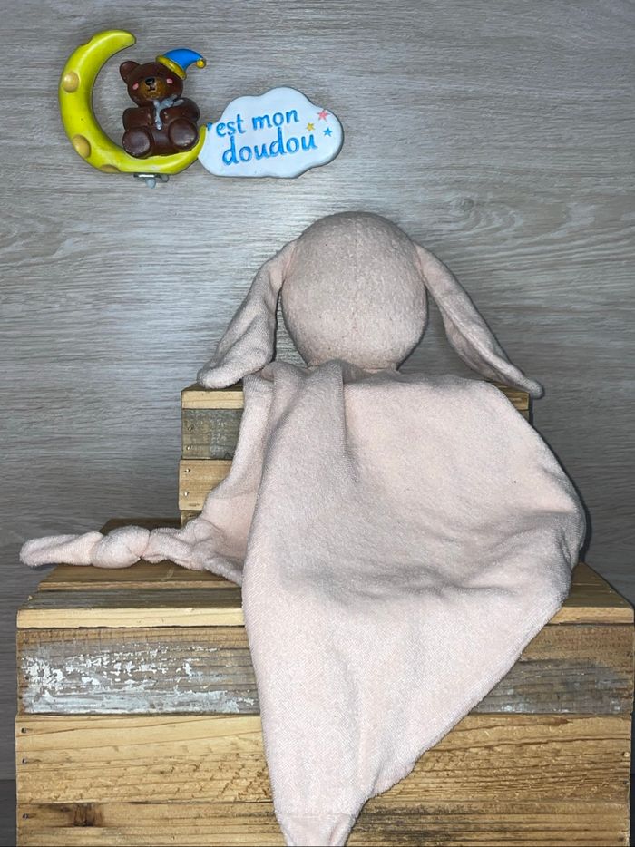 GAZ16 doudou lapin 🐰 amande - photo numéro 2