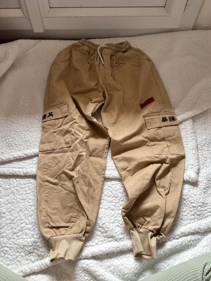 Cargo beige taille 34/36