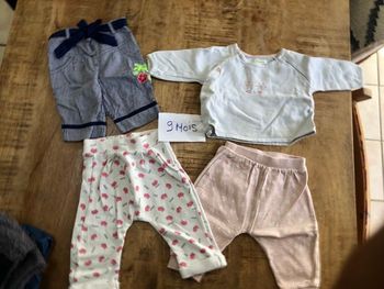 Lot 9 mois fille