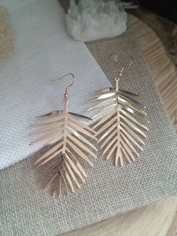 Boucles d'oreilles bohèmes feuilles dorées