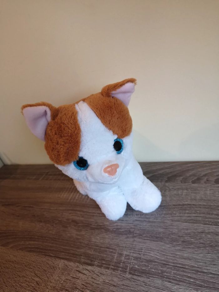 Peluche animal chat en blanc et brun - photo numéro 3