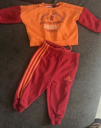 Jogging adidas