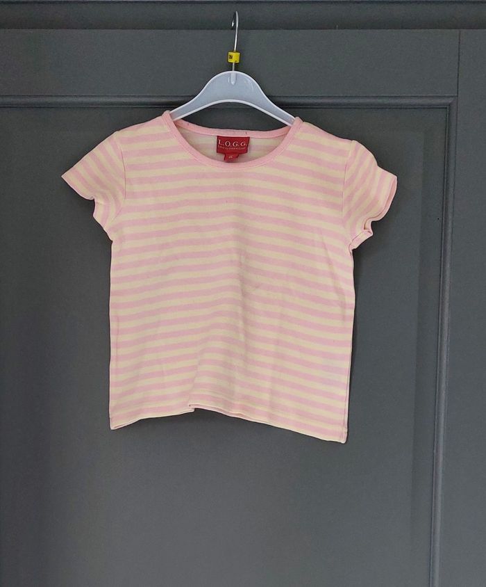 T-shirt fille "L.O.G.G. H&M" en TBE - Taille 5 ans
