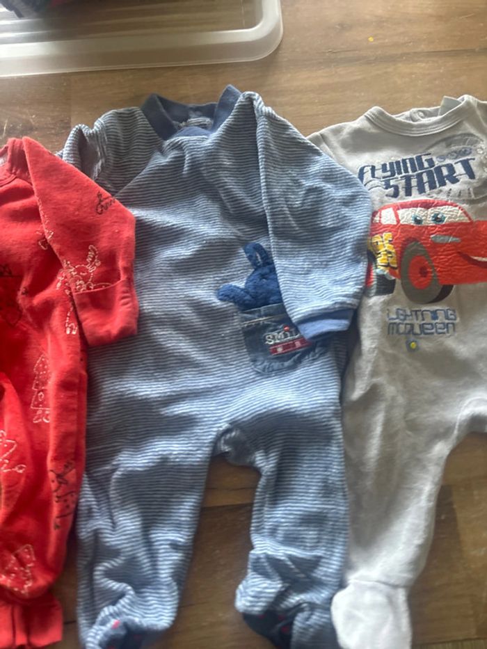 Lot pyjama 3 mois - photo numéro 3