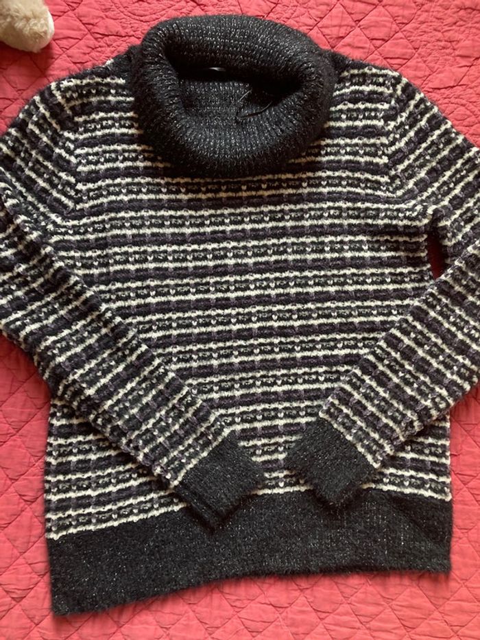 Gros pull noir gris blanc
