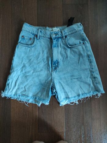Short en jean Zara taille 34