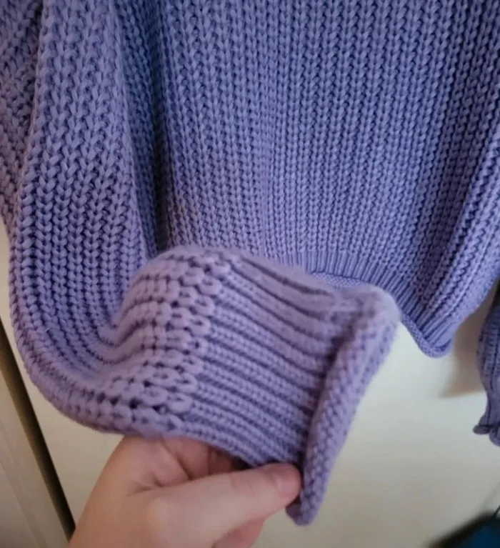 Pull en mailles mauve - photo numéro 3