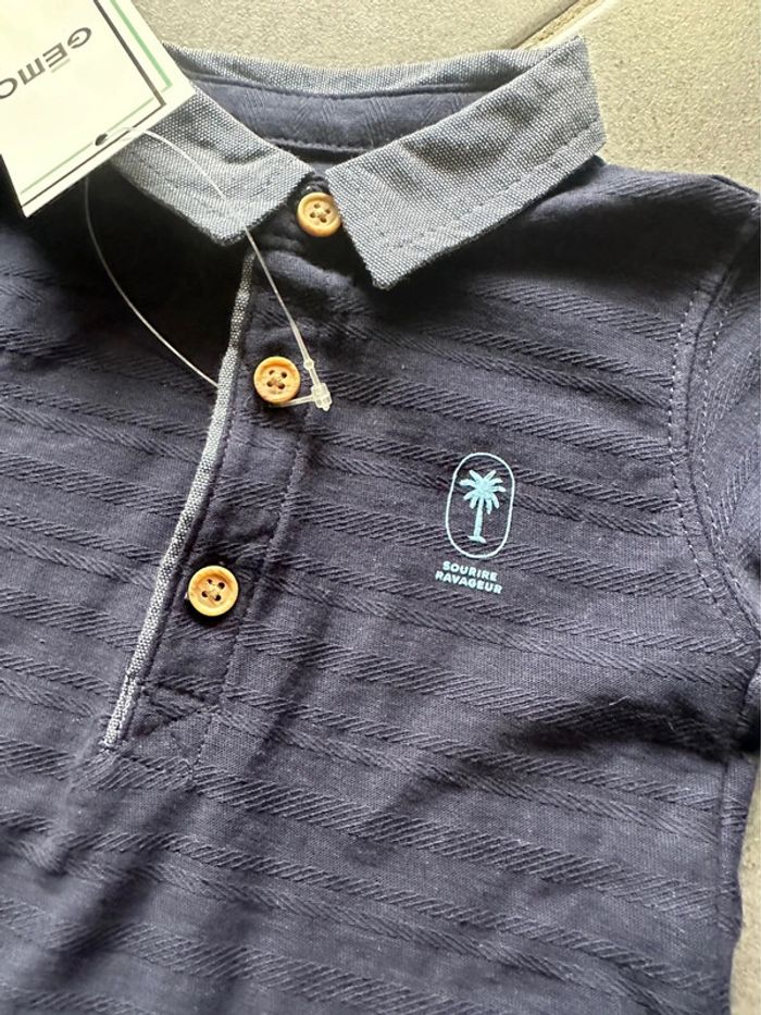 Polo bleu manches courtes Taille 6 mois NEUF - photo numéro 2