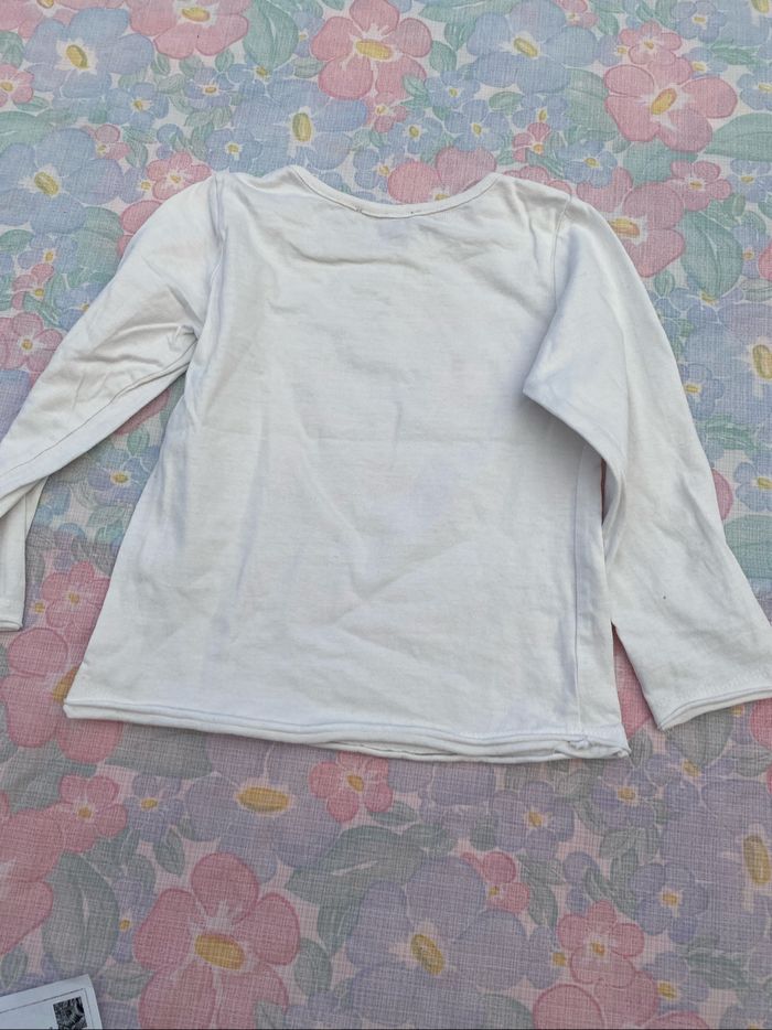 Très beau haut pull teeshirt manches longues 4 ans - photo numéro 5