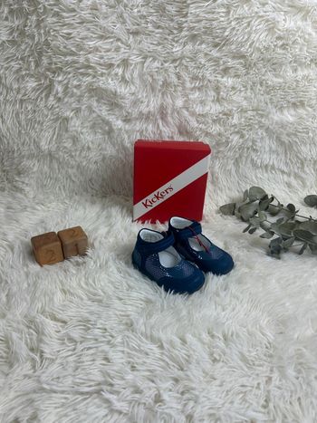 Paire de chaussures Kickers taille 21