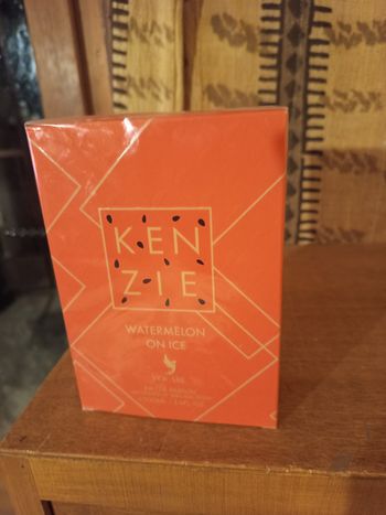 Kenzie watermelon b'y volaré 