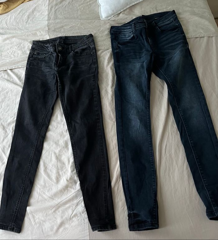2 pantalons kiabi taille 36