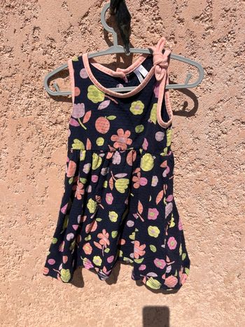 Robe sans manches 