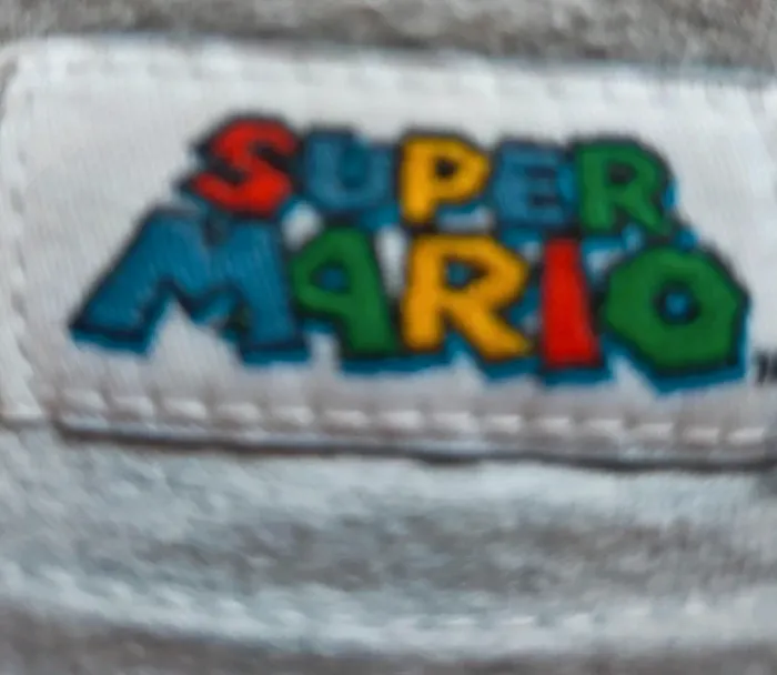 T-shirt manches longues super mario 8 ans - photo numéro 3