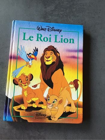 Livre « le roi lion »