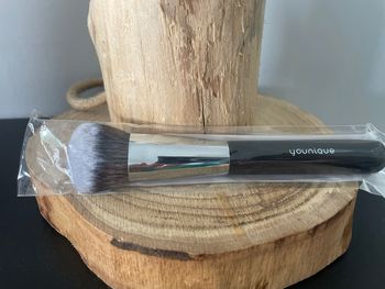 Pinceau sculptant Younique
