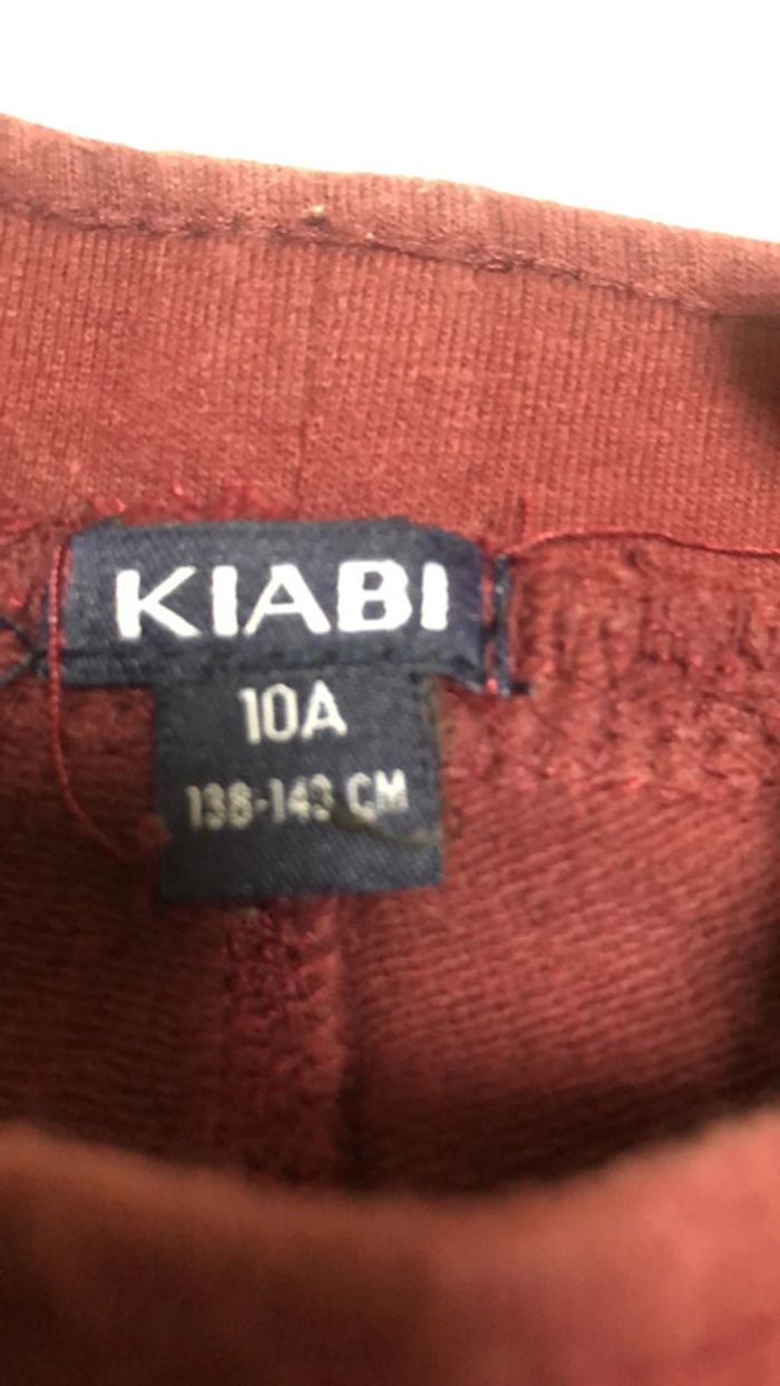 Pantalon rouge Bordeaux 10 ans - photo numéro 2