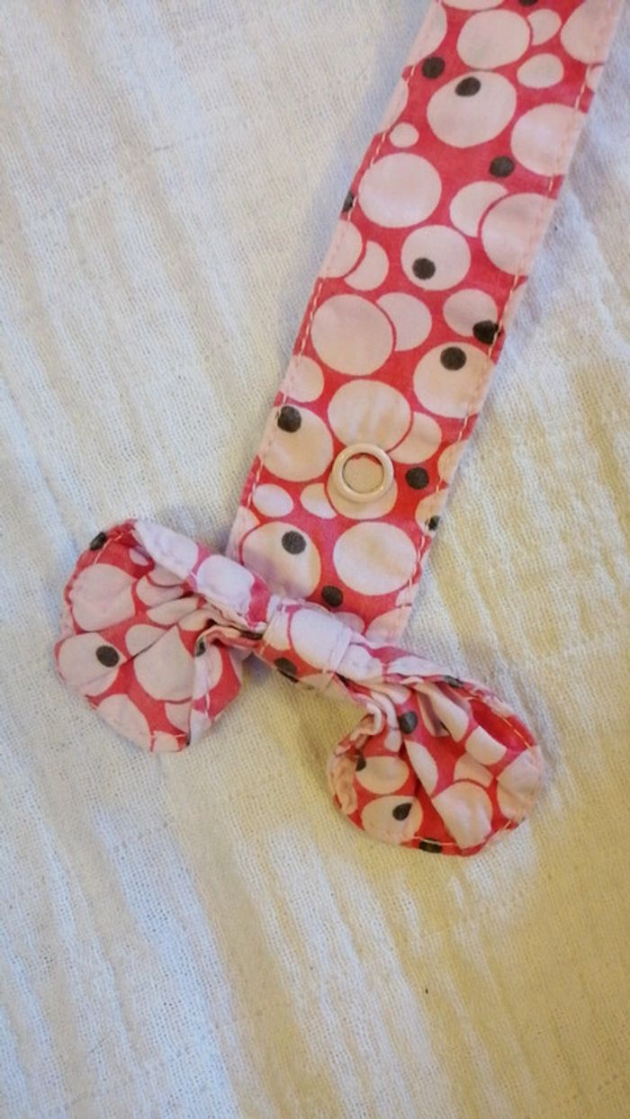 Robe à pois à bretelles tape à l'œil - photo numéro 2