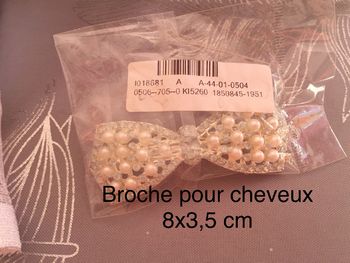 Broche pour cheveux Strass + perles