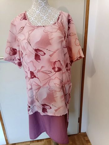 Robe à manches courtes